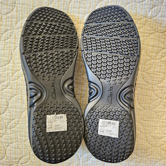 Clarks PRO Artisan Non-Slip Shoes - Picture 7 of 10